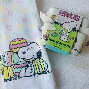 ♦️NWT Peanuts Bundle Kitchen Dish Towel and 2 mini loaf pans